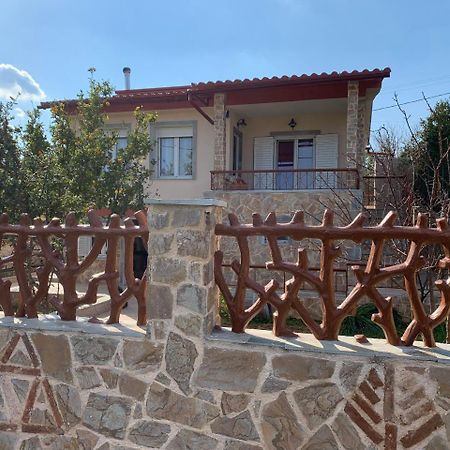 Vila Peaceful House Near Airport Pikérmion Exteriér fotografie