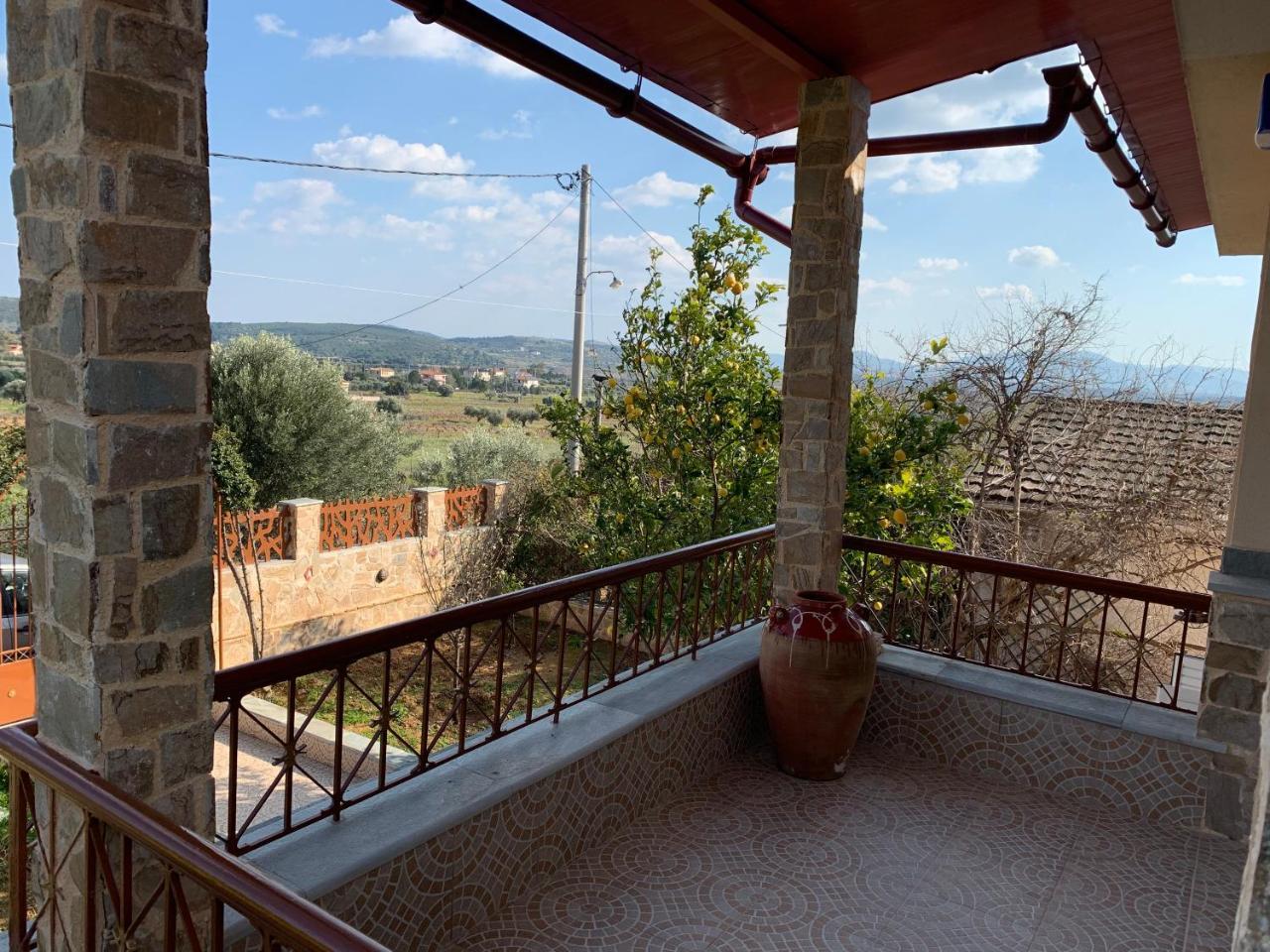 Vila Peaceful House Near Airport Pikérmion Exteriér fotografie